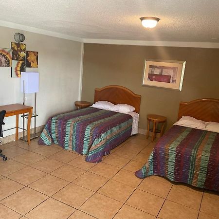 Budgetel Inn And Suites - Louisville Zewnętrze zdjęcie