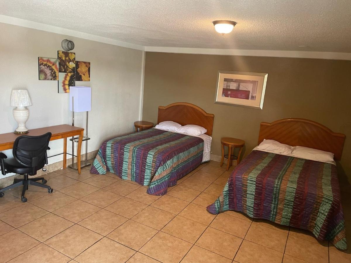 Budgetel Inn And Suites - Louisville Zewnętrze zdjęcie